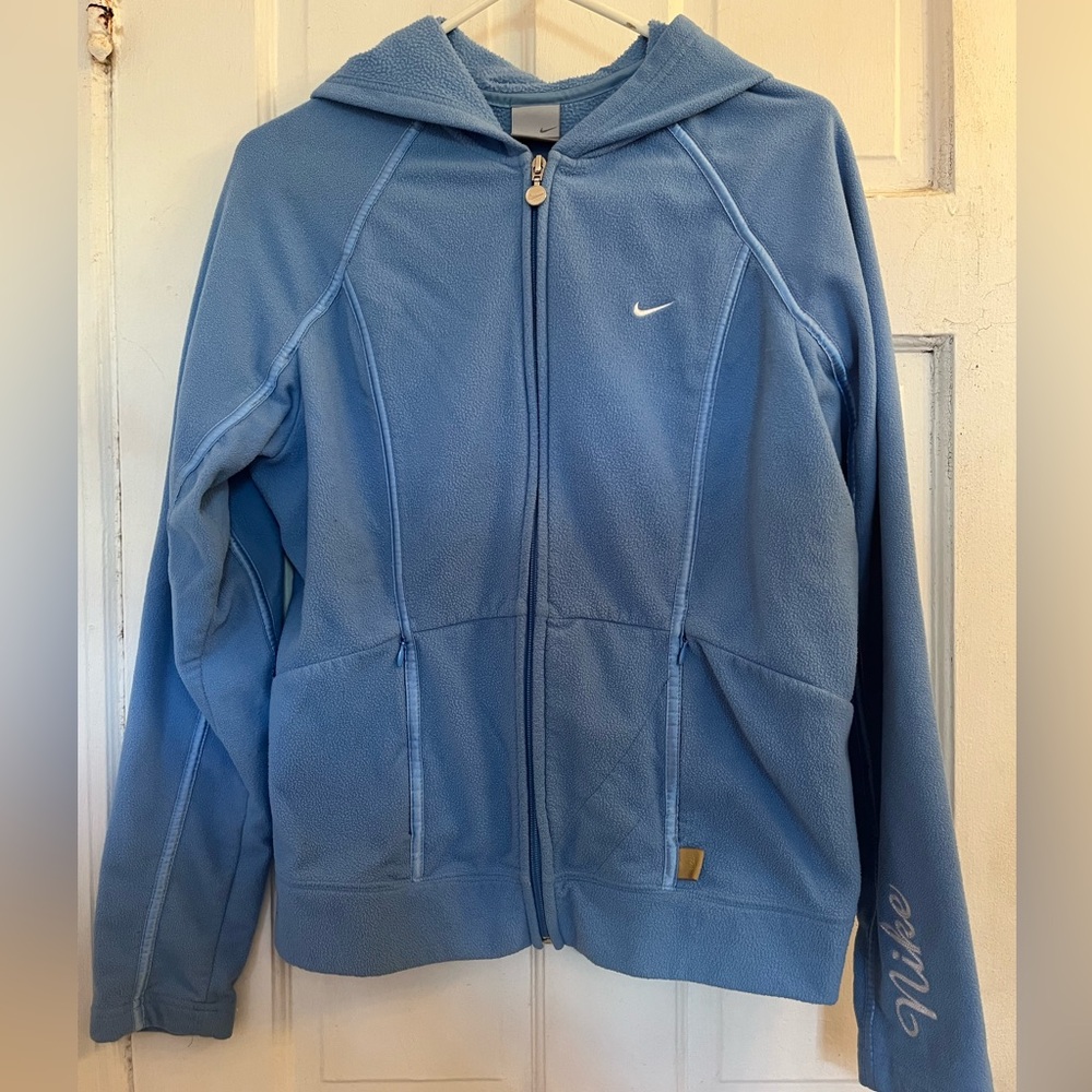 Nike girls periwinkle Blue fleece hoodie in size large 12-14